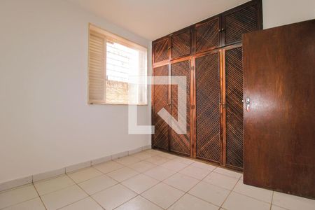 Casa à venda com 4 quartos, 320m² em Serra, Belo Horizonte
