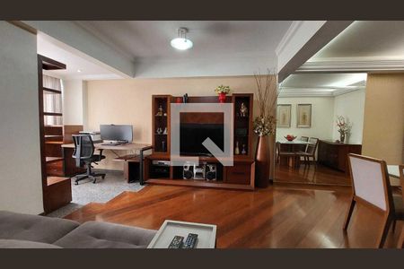 Apartamento à venda com 3 quartos, 90m² em Barro Preto, Belo Horizonte
