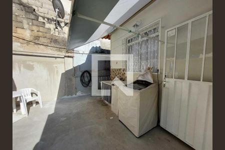 Casa à venda com 108m², 4 quartos e 3 vagas