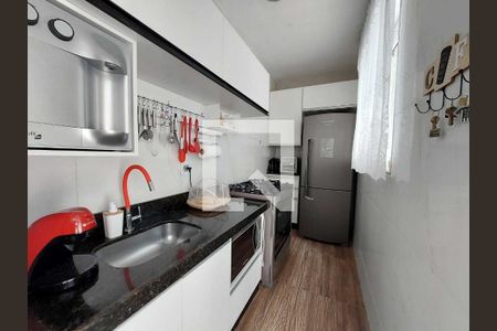 Casa à venda com 108m², 4 quartos e 3 vagas