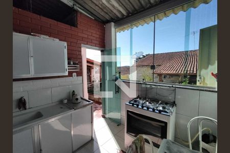 Casa à venda com 227m², 4 quartos e 4 vagas