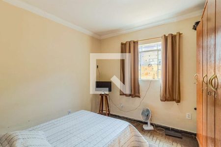 Casa à venda com 4 quartos, 360m² em Industrial, Contagem