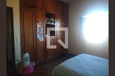 Casa à venda com 3 quartos, 280m² em Camargos, Belo Horizonte