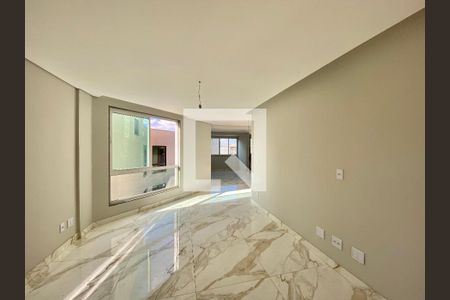 Casa à venda com 4 quartos, 224m² em Nova Gameleira, Belo Horizonte