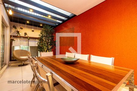 Casa à venda com 6 quartos, 357m² em Santa Lúcia, Belo Horizonte