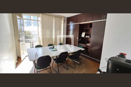 Casa à venda com 8 quartos, 336m² em Serra, Belo Horizonte