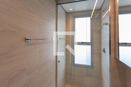 Apartamento para alugar com 63m², 2 quartos e 2 vagas Apartamento para alugar com 63m², 2 quartos e 2 vagasBanheiro da Suíte