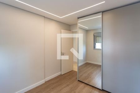 Quarto 1 de apartamento para alugar com 2 quartos, 63m² em Lourdes, Belo Horizonte