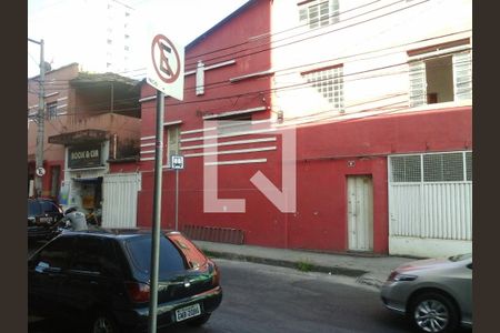 Casa à venda com 5 quartos, 600m² em Sagrada Família, Belo Horizonte