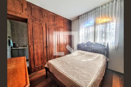 Casa à venda com 4 quartos, 172m² em Santa Tereza, Belo Horizonte