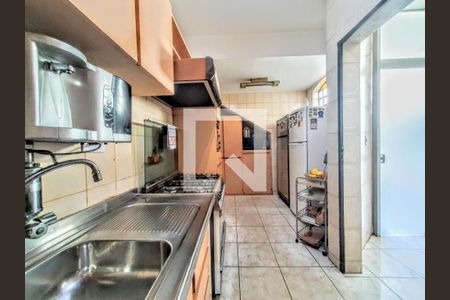 Casa à venda com 172m², 4 quartos e 2 vagas