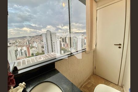 Apartamento à venda com 138m², 3 quartos e 2 vagas