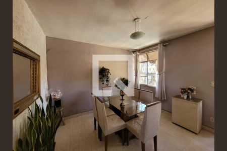 Casa à venda com 3 quartos, 150m² em Barreiro, Belo Horizonte