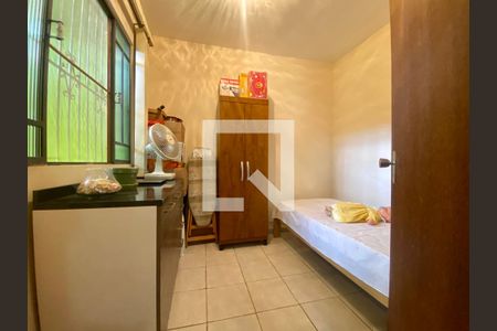 Casa à venda com 3 quartos, 370m² em Copacabana, Belo Horizonte