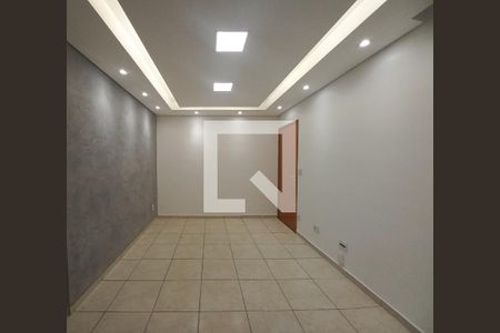 Apartamento à venda com 2 quartos, 45m² em Cabral, Contagem
