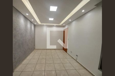 Apartamento à venda com 2 quartos, 45m² em Cabral, Contagem