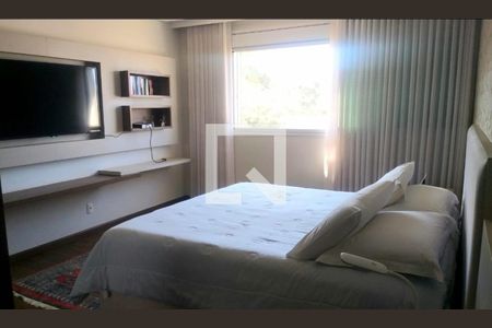 Casa de condomínio à venda com 473m², 5 quartos e 6 vagas