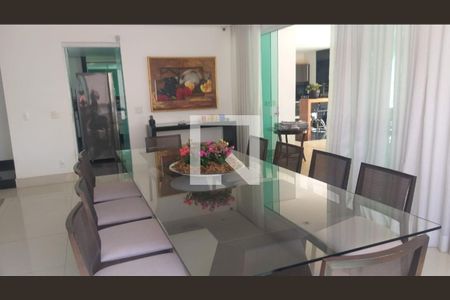 Casa de condomínio à venda com 473m², 5 quartos e 6 vagas