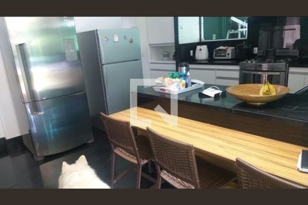 Casa de Condomínio à venda com 5 quartos, 473m² em Vila Castela, Nova Lima