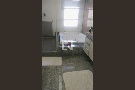 Casa de condomínio à venda com 473m², 5 quartos e 6 vagas