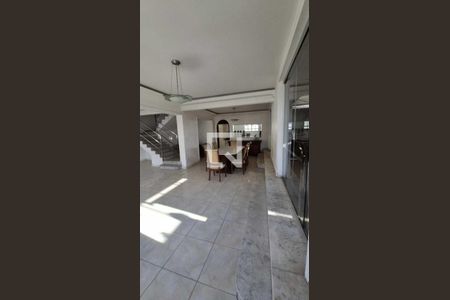 Apartamento à venda com 4 quartos, 280m² em Santo Antônio, Belo Horizonte