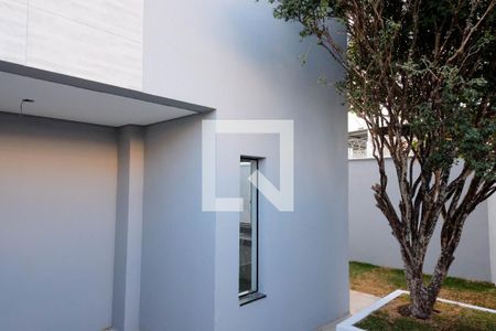 Casa à venda com 78m², 2 quartos e 1 vaga Casa à venda com 78m², 2 quartos e 1 vagaárea externa