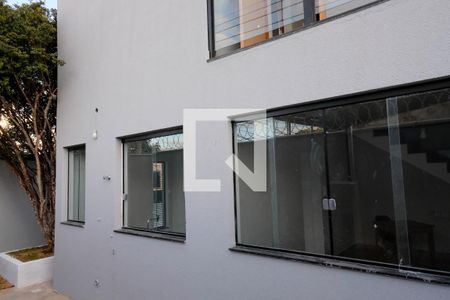 Casa à venda com 78m², 2 quartos e 1 vaga Casa à venda com 78m², 2 quartos e 1 vagaárea externa