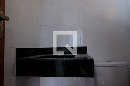 Banheiro de casa à venda com 2 quartos, 78m² em Ipiranga, Belo Horizonte