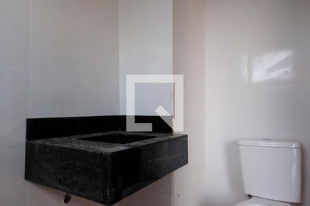 Casa à venda com 78m², 2 quartos e 1 vaga Casa à venda com 78m², 2 quartos e 1 vagaBanheiro