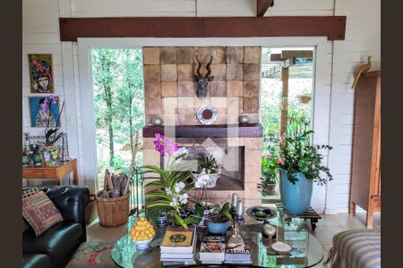 Casa à venda com 4 quartos, 600m² em Arvoredo, Nova Lima