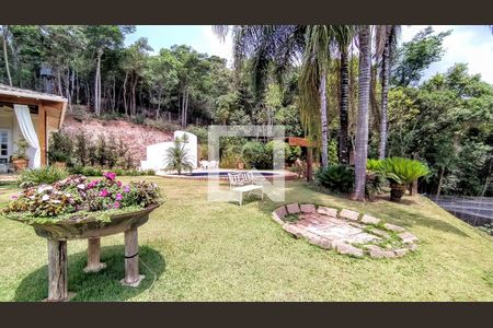 Casa à venda com 600m², 4 quartos e 10 vagas