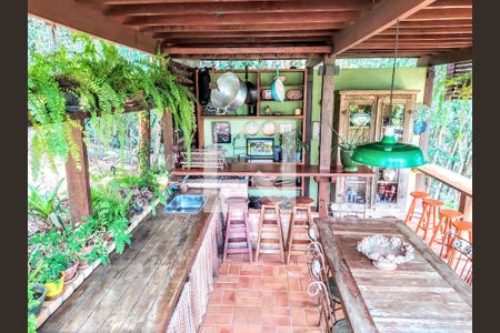 Casa à venda com 600m², 4 quartos e 10 vagas