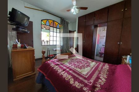 Casa à venda com 4 quartos, 278m² em Itapoã, Belo Horizonte