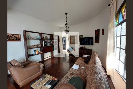 Casa à venda com 4 quartos, 278m² em Itapoã, Belo Horizonte