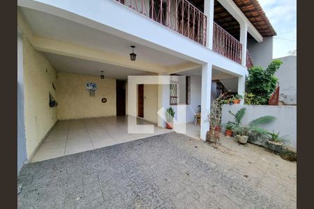 Casa à venda com 4 quartos, 231m² em Alípio de Melo, Belo Horizonte