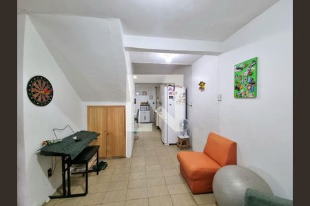 Casa à venda com 4 quartos, 231m² em Alípio de Melo, Belo Horizonte