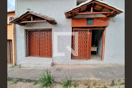 Casa à venda com 231m², 4 quartos e 3 vagas