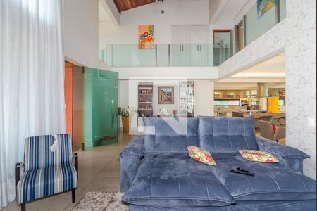 Casa de Condomínio para alugar com 4 quartos, 320m² em , Itabirito