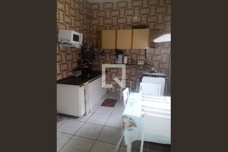 Casa à venda com 3 quartos, 203m² em Dom Bosco, Belo Horizonte