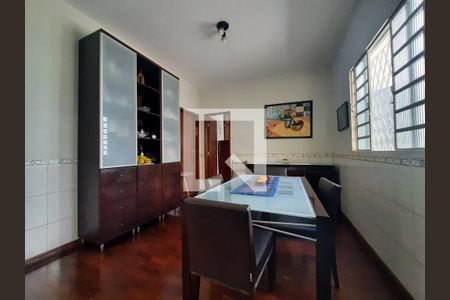 Casa à venda com 4 quartos, 150m² em Jardim Industrial, Contagem