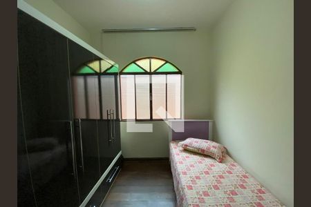 Casa à venda com 374m², 4 quartos e 7 vagas