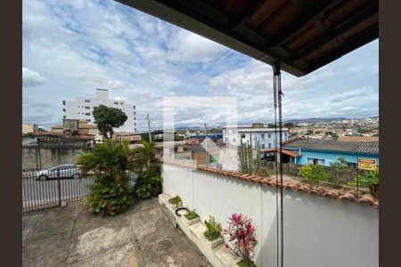 Casa à venda com 374m², 4 quartos e 7 vagas