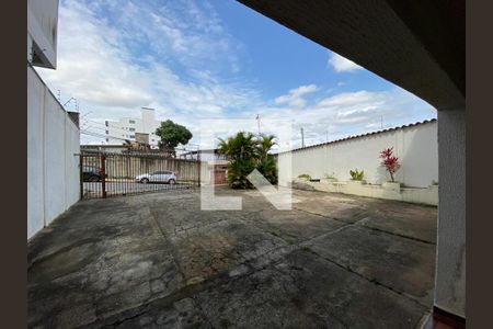 Casa à venda com 374m², 4 quartos e 7 vagas