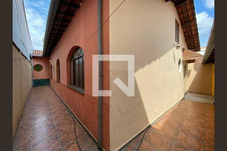Casa à venda com 374m², 4 quartos e 7 vagas