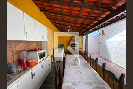 Casa à venda com 374m², 4 quartos e 7 vagas