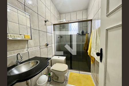 Casa à venda com 160m², 4 quartos e 4 vagas