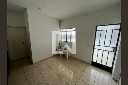 Casa à venda com 160m², 4 quartos e 4 vagas