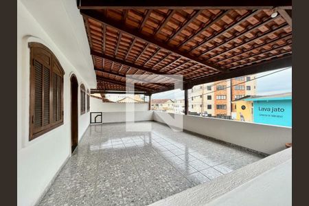 Casa à venda com 160m², 4 quartos e 4 vagas