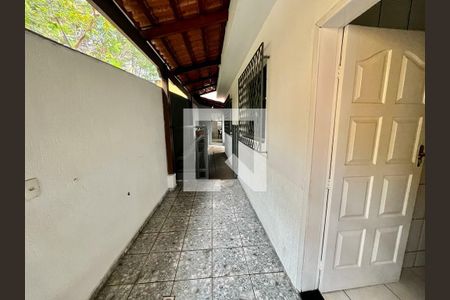 Casa à venda com 160m², 4 quartos e 4 vagas