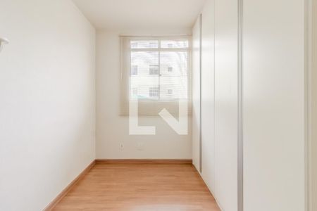 Apartamento para alugar com 2 quartos, 44m² em Chácaras Reunidas Santa Terezinha, Contagem